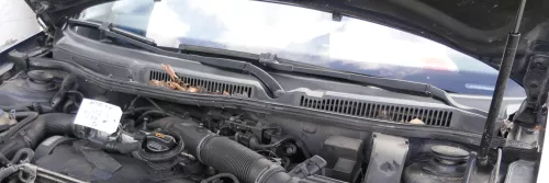 VW Golf 4 Bor Abdeckung Windlauf Verkleidung Wischer Wasserkasten Wasserabweiser (159913)