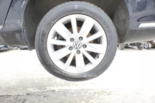 1x VW Passat 3C B7 Alufelge Felge 3AA601025 7x16H2 ET45 5x112 Perugia   2 (159964)