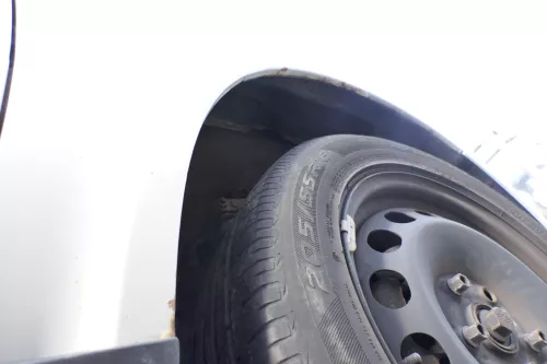 VW Passat 3B Kotflügel vorne rechts silber LB7Z (159986)