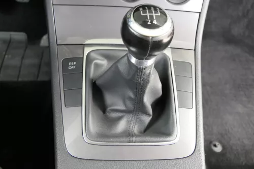 Passat 3C CC Mittelkonsole Verkleidung Radio Klappe Abdeckung Dekor dark rhodium (160026)