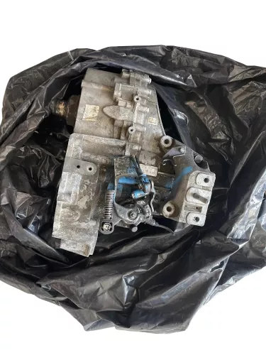 Sharan Alham EHH FVP 6 Gang Schaltgetriebe 1.9 TDI 85kw 66kw 90 115PS 180.000km (160088)