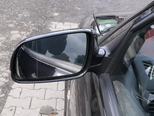 Skoda Octavia 1U elektrisch Spiegel Außenspiegel links mit Glas schwarz LF9R c (160207)