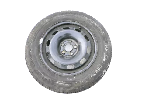 4x  VW Golf 4 Bora 195/65 R15 91T Sommerreifen 6jx15H2 ET38  ca. 3-5-7mm (160216)