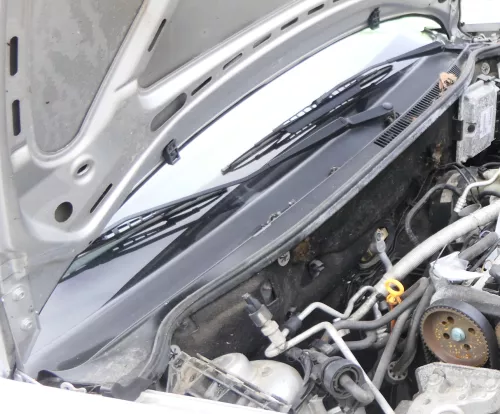 Ibiza 6L Abdeckung Windlauf Verkleidung Wischer Wasserkasten Wasserabweiser (160239)