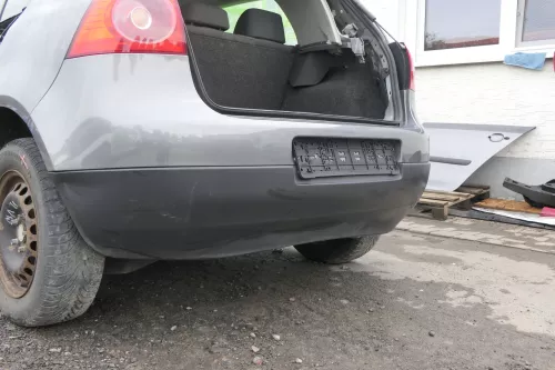 VW Golf 5 1K Limousine Stoßstange hinten Heckstoßstange grau LA7T united (160308)
