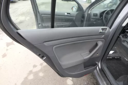 VW Golf 5 Limousine Türverkleidung Verkleidung Tür hinten links 4/5Türer (160313)