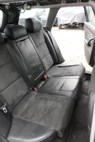 Audi A4 B6 B7 8E Avant Sitz Rückbank Rücksitzbank hinten Leder schwarz Alcantara
