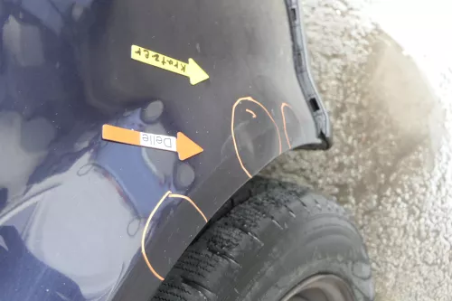 Audi A4 8E B6 Kotflügel vorne rechts blau LZ5L - Dellen (160436)