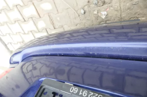 Audi A4 B5 Kombi Variant Stoßstange hinten Heckstoßstange blau LZ5K (160453)