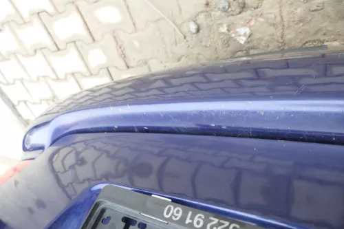 Audi A4 B5 Kombi Variant Stoßstange hinten Heckstoßstange blau LZ5K (160453)