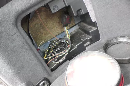 Audi A4 B5 starr Anhängerkupplung Anhängekupplung mit Kabelbaum  c (160454)