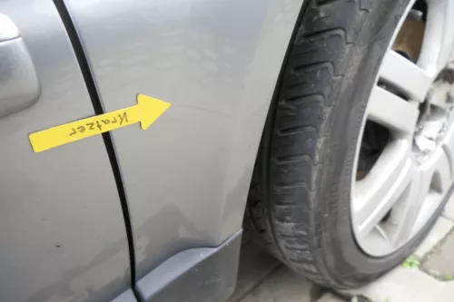 VW Passat 3BG Kotflügel original vorne rechts LD7W Blinkerloch (160472)