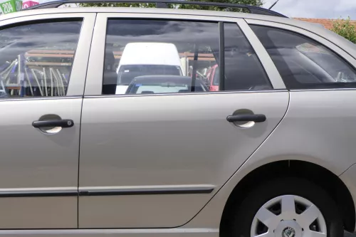 Skoda Fabia 6Y Combi Variant Kombi Tür hinten links gelb gold beige LF8F Ohne