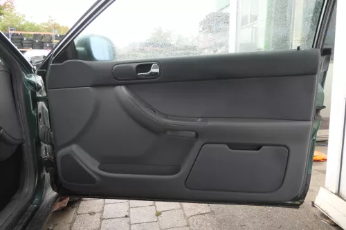 Audi A3 8L Türverkleidung Verkleidung Tür vorne rechts 2/3-Türer onyx/schiefer