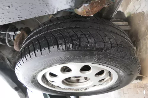 Audi A3 8L Alufelgen Reifen 195/65 R15 Sommerreifen 4-6mm 8L0601025E