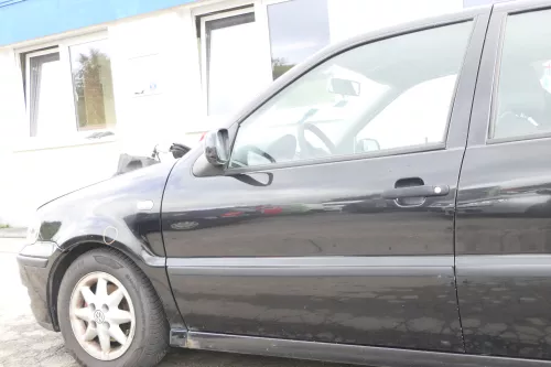 VW Polo 6N 6N2 Tür vorne links Fahrertür 4/5-Türer schwarz LC9Z blackmagic ohneA
