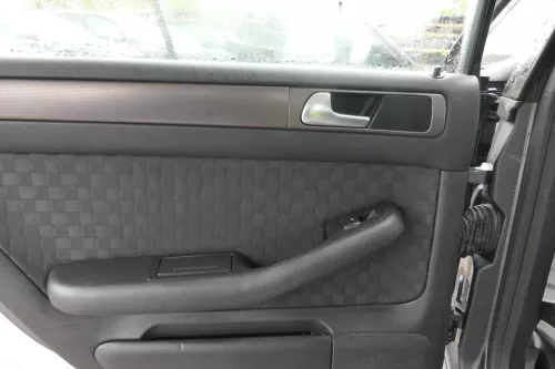 Audi A6 4B Türverkleidung Verkleidung Tür vorne hinten links rechts soul schwar