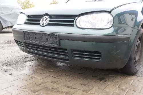 VW Golf 4 1J Stoßstange vorne Stoßfänger vorn grün LC6M Frontstoßstange (161056)