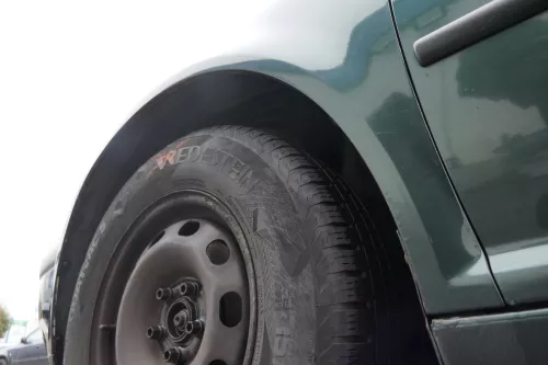 VW Golf 4 Kotflügel vorne links grün LC6M green (161057)