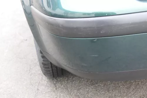 VW Golf 4 Limousine Stoßstange hinten Heckstoßstange Stoßfänger grün LC6M bright (161061)