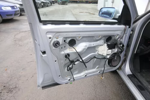 VW Golf 4 Bor Kabelbaum Tür Türkabelbaum ZV vorne links Leitungssatz 1J0971120T