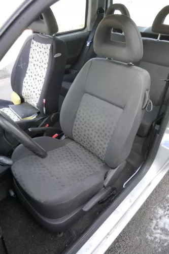 Seat Arosa Lupo Sitz vorne links Fahrersitz Höhenverstellung