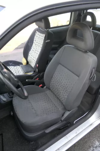 Seat Arosa Lupo Sitz vorne links Fahrersitz Höhenverstellung (161140)