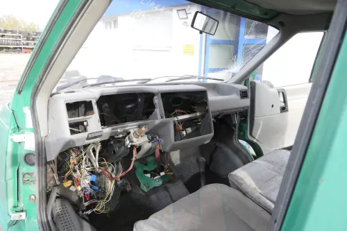 VW T4 Multivan Armaturenbrett Cockpit Amaturbrett mistral grau OHNE Anbauteile (161200)