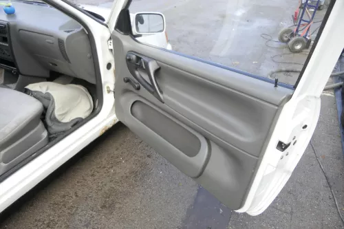 VW Polo 6N Türverkleidung Verkleidung Tür vorne rechts 2/3-Türer grau i (161261)