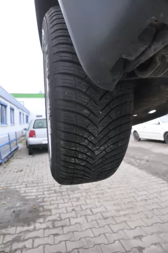 Audi A4 8E A6 4B Alufelgen 205/55 R16 91H Winterreifen Reifen 3-7mm 4B0601025K (161568)