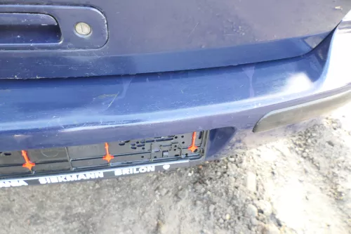 VW Golf 4 Limousine Stoßstange hinten Heckstoßstange Stoßfänger blau LA5G (161710)