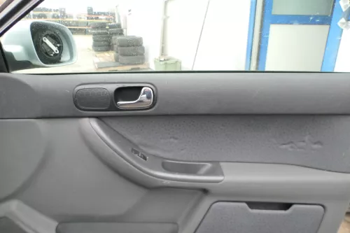 Audi A3 8L Türverkleidung Verkleidung Tür vorne rechts 2/3-Türer s (161720)