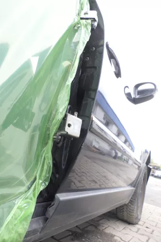 VW Passat 3B 3BG Kombi + Limo Tür vorne rechts Beifahrertür schwarz LC9Z chrom s (162014)