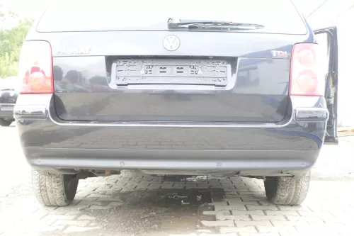 VW Passat 3BG 3B6 Kombi Stoßstange hinten Heckstoßstange Stoßfänger schwarz LC9Z