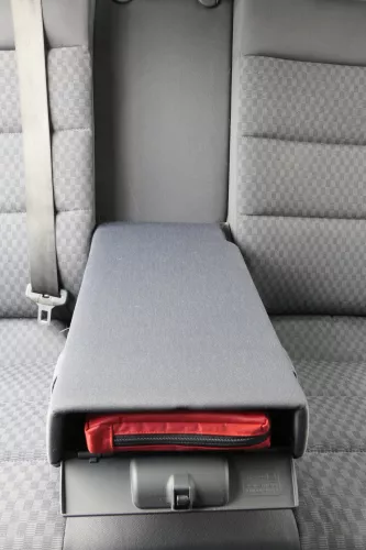 Audi A4 B5 Kombi Avant Rückbank Rücksitzbank Sitz Rücksitz 3 Punkt Gurt Kopfstüt (162144)