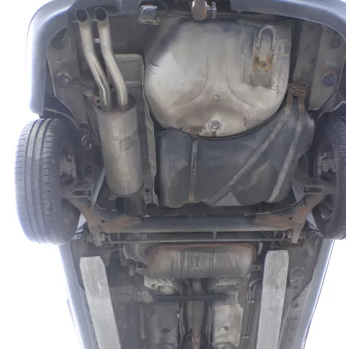 Audi A4 B5 Auspuff Mittelschalldämpfer Endschalldämpfer 2,5 TDI AKN AFB