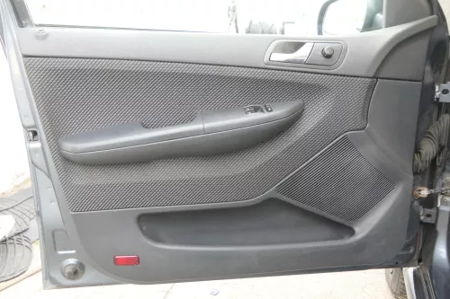 4 x Skod Fabia 6Y Kombi Combi Türverkleidung Verkleidung Tür vorne links hinten