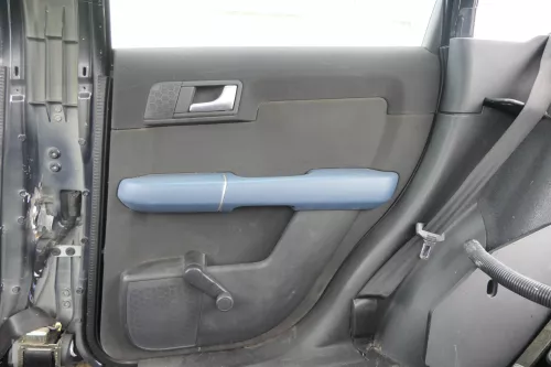 Audi A2 8Z Türverkleidung Verkleidung Tür hinten rechts blau schwarz neptunblau