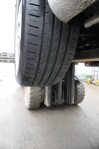 VW Passat 3C Golf Reifen Sommerreifen 225/45 R17 91V Alufelgen Felgen 4-6mm (162247)