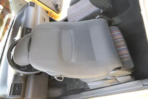 VW Fox Sitz Fahrersitz vorne links OHNEAirbag höhenverstellbar (162321)