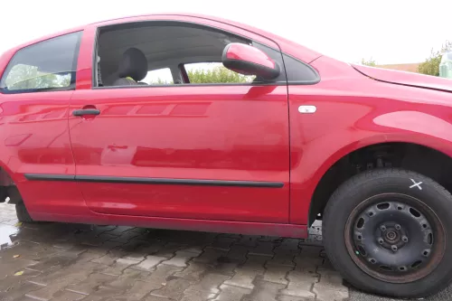 VW Fox 5Z Tür vorne rechts Beifahrertür rot LY3D