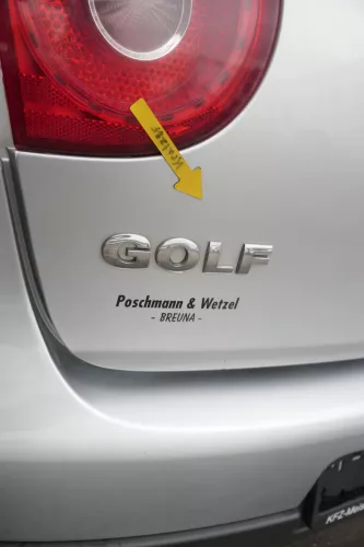 VW Golf 5 V Heckklappe hinten Kofferraumklappe mit Scheibe silber grau LA7W Sil (162377)