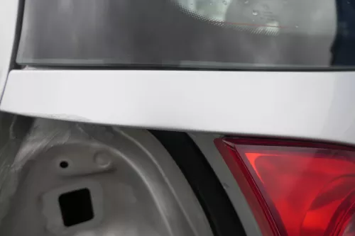 VW Golf 5 V Heckklappe hinten Kofferraumklappe mit Scheibe silber grau LA7W Sil (162377)