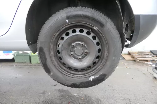 4x VW Golf 6 Plus 5M 195/65 R15 91T Winterreifen M+S Felgen Reifen M&S 4-8mm (162380)