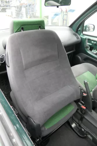 Seat Arosa Lupo Sitz vorne links Fahrersitz Höhenverstellung grün  (162393)