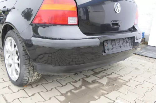 VW Golf 4 Limousine Stoßstange hinten Heckstoßstange Stoßfänger schwarz LC9Z bla (162397)