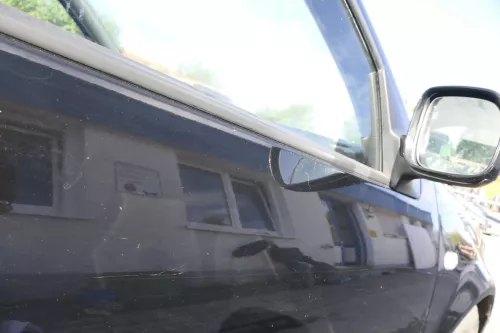 VW Golf 4 Tür vorne rechts Beifahrertür 2/3-Türer schwarz L041 ohne (162424)