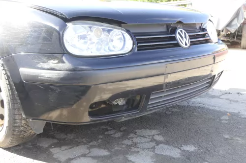 VW Golf 4 1J Stoßstange vorne Stoßfänger vorn schwarz L041 Frontstoßstange (162429)