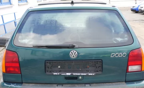 VW Polo 6N Heckklappe Klappe hinten Kofferraumklappe mit Scheibe grün LC6P