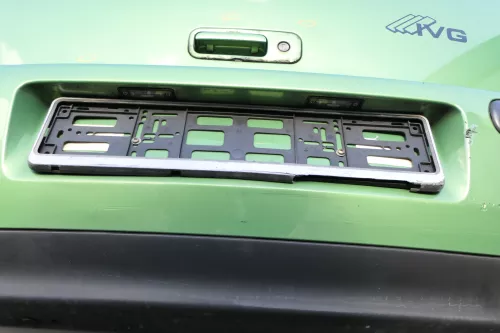 VW Golf 4 Limousine Stoßstange hinten Heckstoßstange Stoßfänger grün LA6P (162596)